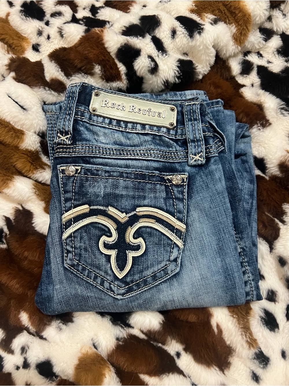 Rock Revival Women's Medium Blue Bootcut Jeans with Cream Embroidery